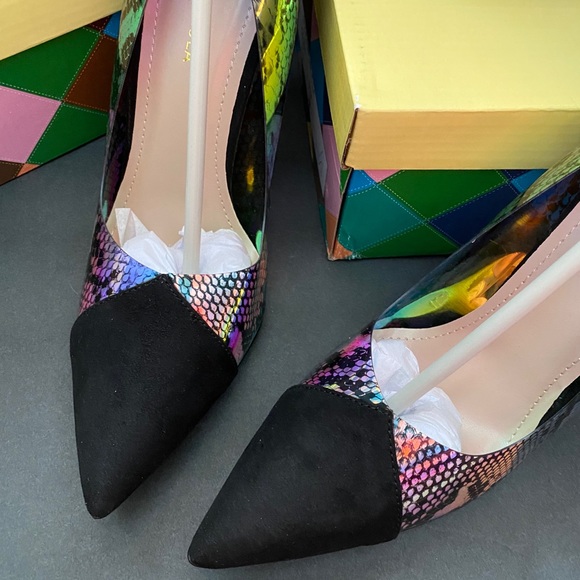 Hologram heels - Picture 2 of 5